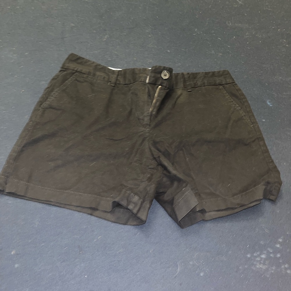 Black loft shorts